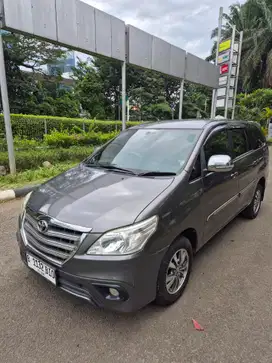 Toyota Kijang Innova 2014 Bensin