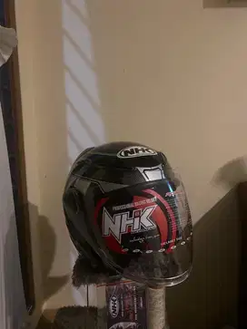 Helm NHK R6 wave black silver gloss