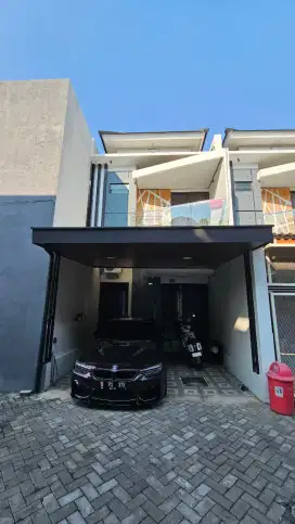 Rumah kutisari selatan 2 lantai full furnish elektronik