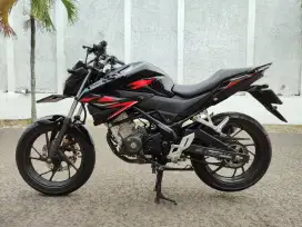 MOTOR SIMPANAN CB150R 2019 KM 3000 LIKE NEW!! BE Kotamadya CASH/KREDIT