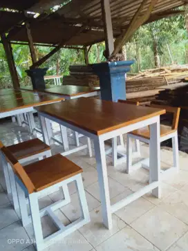 Meja kursi cafe dan makan