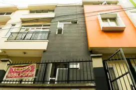 Kost2san  Murah 3 Lantai dgn 33 Kamar, SHM di Grogol Jakarta Barat