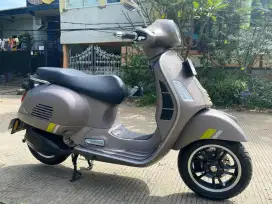Vespa GTS 300 Supertech 2023