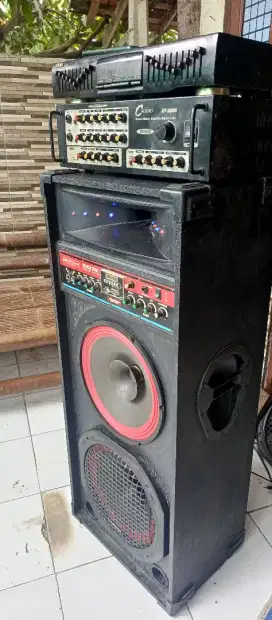 Speaker ampli dan equaliser