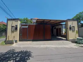 Disewakan Villa Modren di Jl. Batur Sari - Sanur.