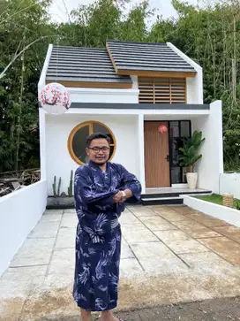 Rumah di Jogja Barat Jepang Modern Ada Pos Security 20 Menit ke Kota
