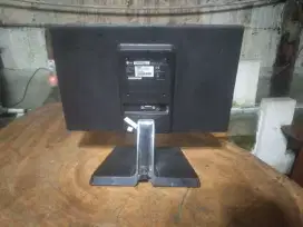Monitor Komputer LG