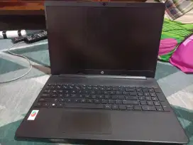 LAPTOP HITAM MERK HP