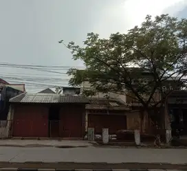 Dijual Gudang Jl. Woltermonginsidi - Semarang