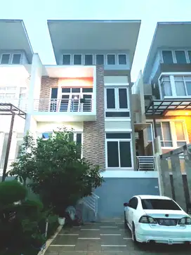 Rumah Siap Tempati Di Jl. Hiltop, Bukit Wahid, Manyaran Semarang