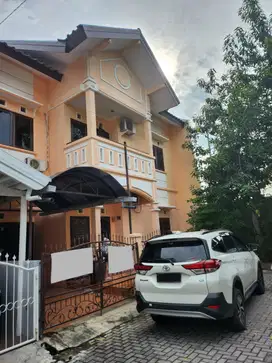 Disewakan Rumah Lokasi Strategis Di Jl. Gajah Raya Semarang