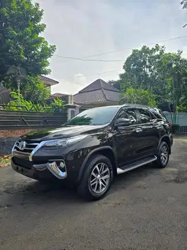 (CASH)Toyota Fortuner VRZ Matic Diesel 2017