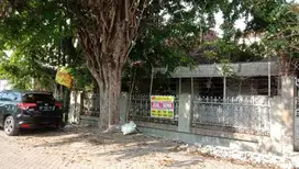 Dijual/Disewakan Rumah  Tengah Kota Di Jl. Kenanga, Semarang