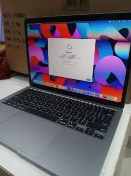 Macbook m1 air baru beli 29 april 2025. Baru mulus garansi 1thn Apple