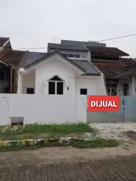 Dijual Rumah Rapi Siap Huni Komplek Mahkota Mas Tangerang