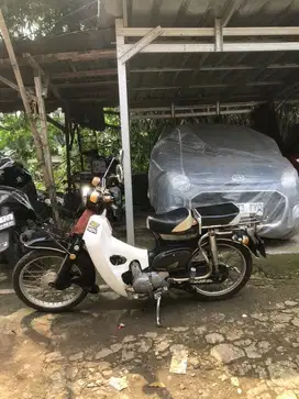 Honda C70 basic grand