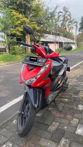Honda Beat New 2022 - Merah Hitam