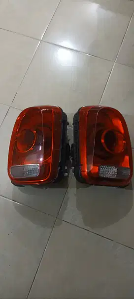 Lampu belakang mobil mini Cooper copotan
