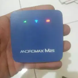 Modem MiFi hotspot Andromax M2s. Normal, mulus, jaringan 4G LTE.