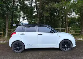 Suzuki Swift 2009 Bensin