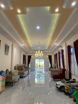 Rumah mewah 3 menit dari tol kukusan