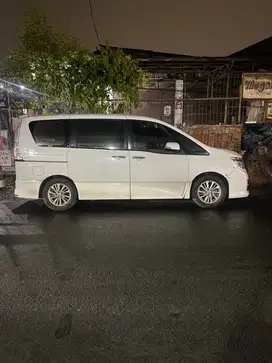 Nissan Serena 2016 Bensin
