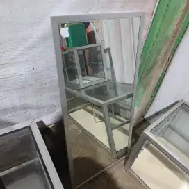 Cermin panjang frame almunium