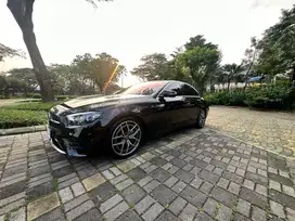 Mercedes-Benz E300 2023 Bensin