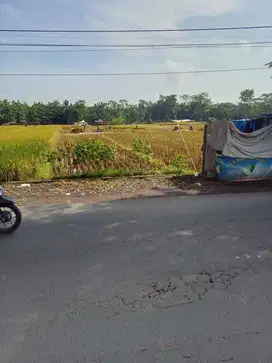 Dijual Tanah Pinggir Jalan di Luragung Kuningan