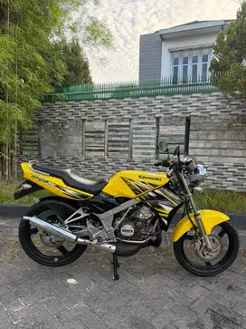 Kawasaki Ninja SS asli kuning 2014