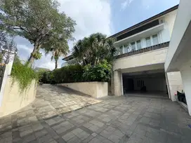 Disewakan Rumah Hunian Kawasan Elite Area Daksa Senopati
