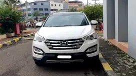 Km 66rb hyundai santafe santa fe bensin 2015 putih cash kredit bisa
