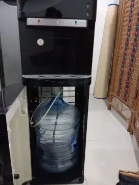Dispenser Midea