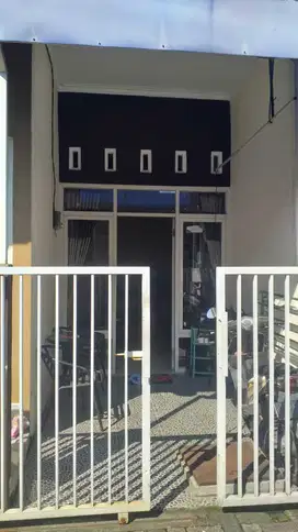 Miliki Rumah Town House Di Rungkut, Medayu Utara Dekat OERR, Pandugo