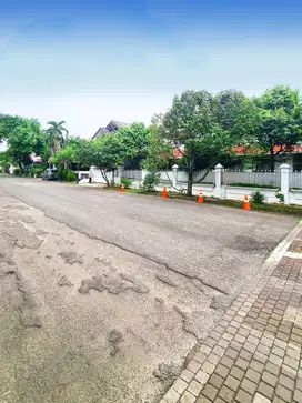 MURAH BANGET! Rumah Lebak Bulus. Jalan Utama, Komplek ELIT. BU! CEPAT