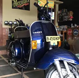 Dijual vespa P 150 S Tahun 1985