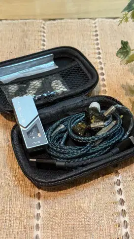 SMSL D10 + Shozy Neo BG (DAC + IEM)