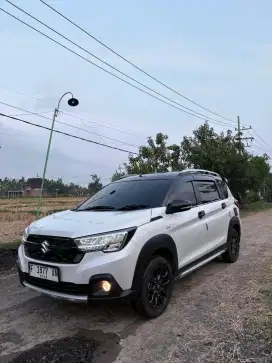 XL7 ALPHA HYBRID 2023