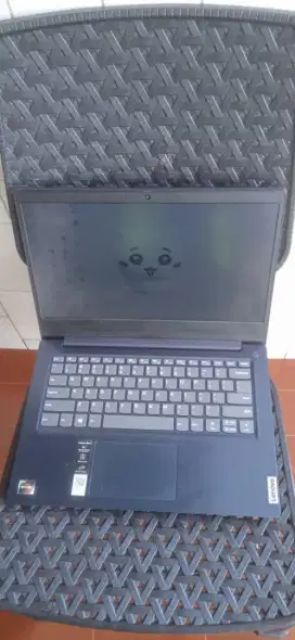 laptop Lenovo ryzen 3 ram 12