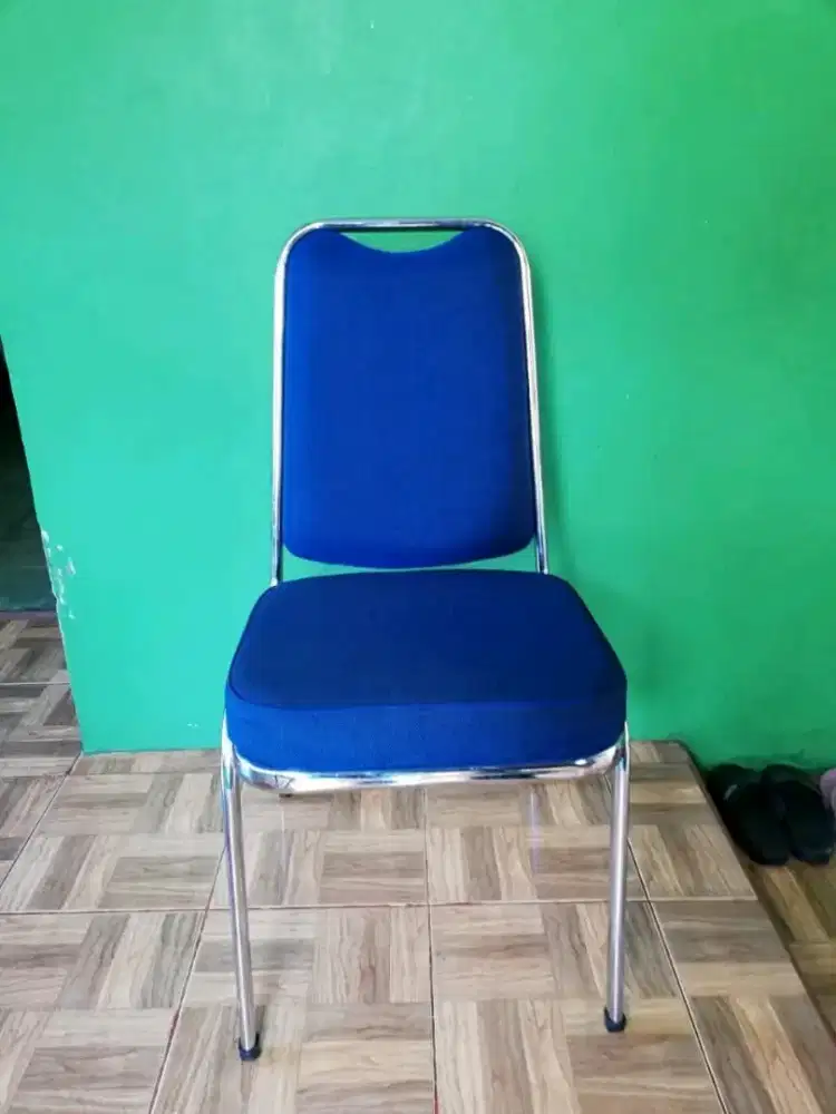 Jual kursi susun futura langsung dari pabrik