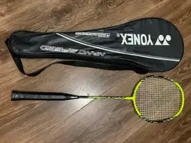 Raket yonex nanoray z speed