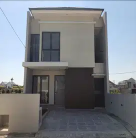 Jual rumah baru gress 2 lantai tambak Medokan ayu clover ville