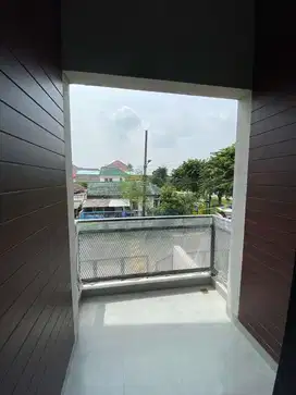 Jua rumah baru gress 2 lantai murah