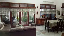 Jual cepat rumah kutisari siap huni murah