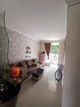 Jual termurah rumah 2 lantai minimalis di rungkut