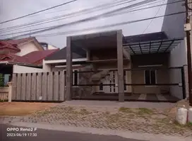 Jual rumah siap huni jemursari murah