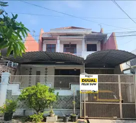 Jual Rumah 2 lt @ Wisma Permai Barat