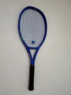 Raket Tenis Yonex Ezone 100 2025