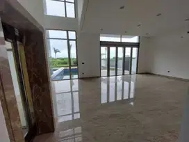 Rumah Golf island Uk 10x35 Ada lift dan pool View golf, danau, laut