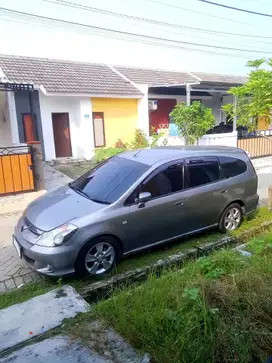 Honda Stream 2004 Bensin